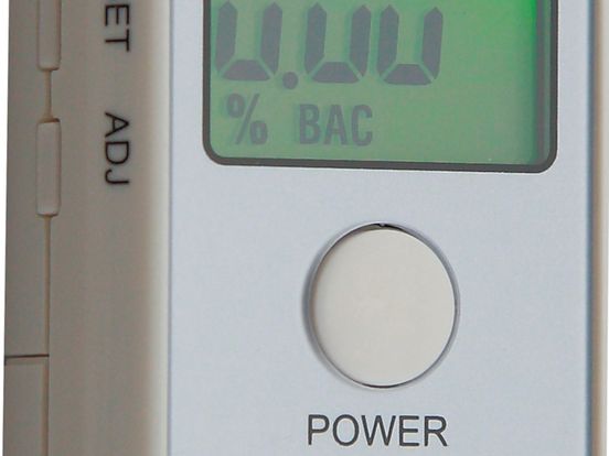 AMT139 Digital Alcohol Tester | 3-Color Backlight