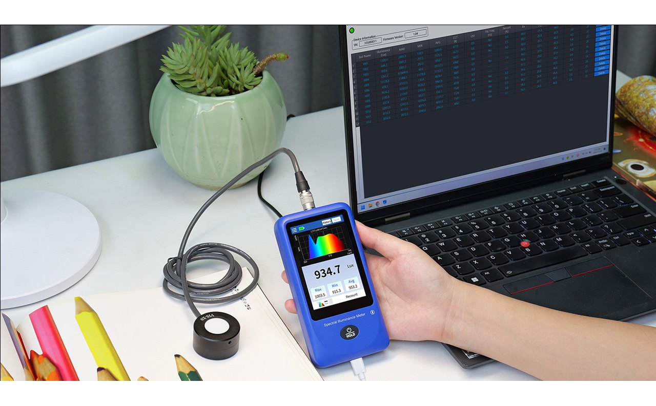 AMT558 Spectral Illuminance Meter | Split-Probe Light Meter